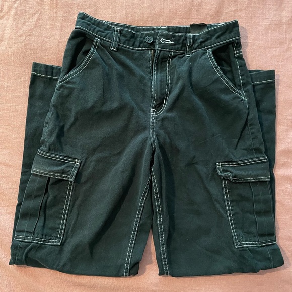 Black 90s cargo pants, great condition. - Picture 2 of 4